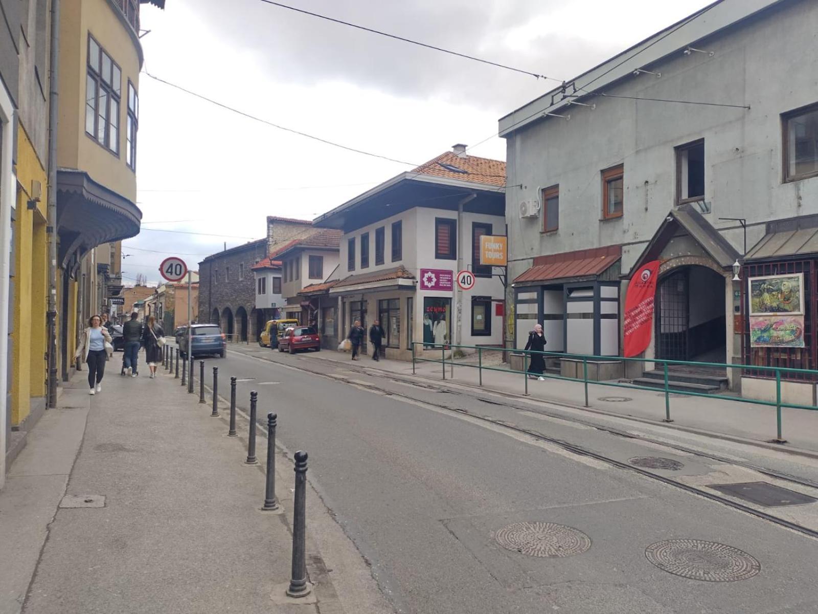Hostel Center Сараево Стая снимка
